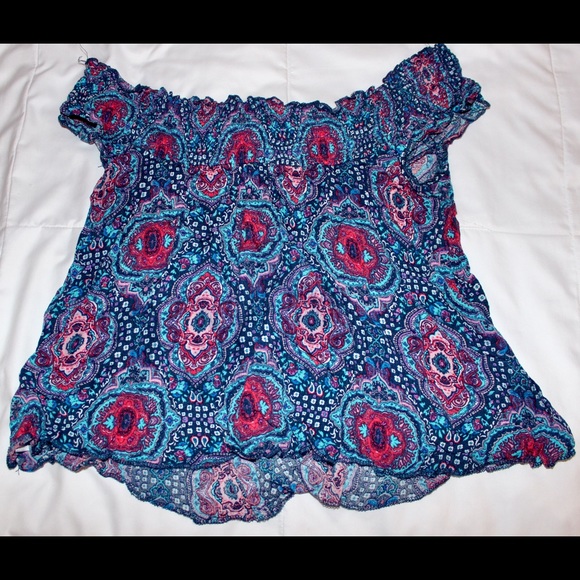 Tribal Print Off-Shoulder Shirt - Picture 2 of 2