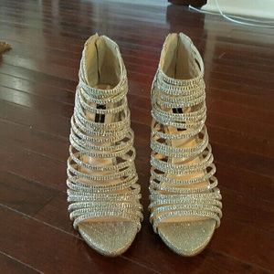 Shoes / Only worn once