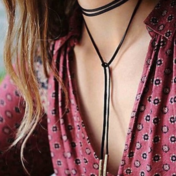 Black Suede Wrap Around Choker - Picture 2 of 4