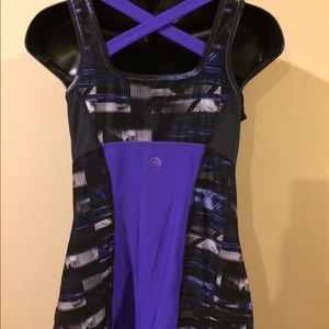 MPG Yoga Tank Top Size M Built in Bra