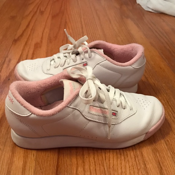Lightly worn Reebok sneakers