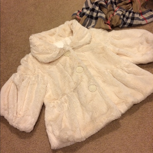 Faux fur chubby