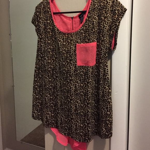 💕FINAL PRICE 💕 Cheetah shirt