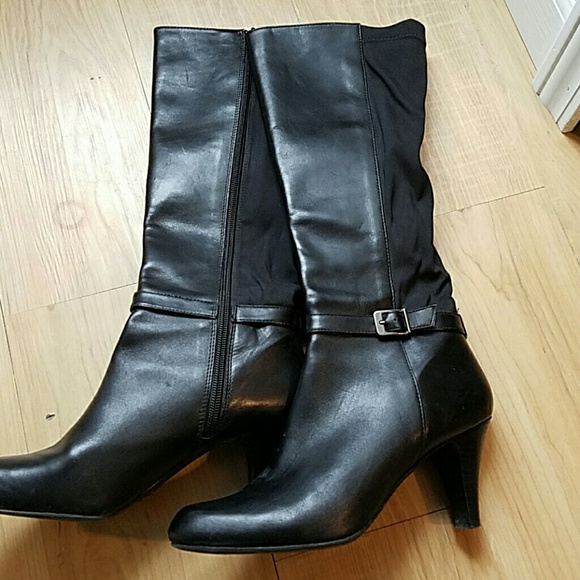 DONATED Sudini Black Boots - narrow fit!