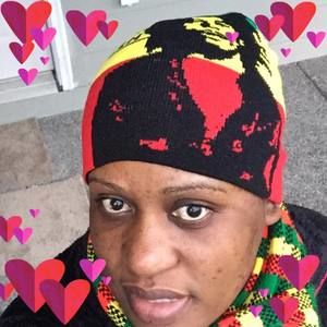 Meet your Posher, Sheena