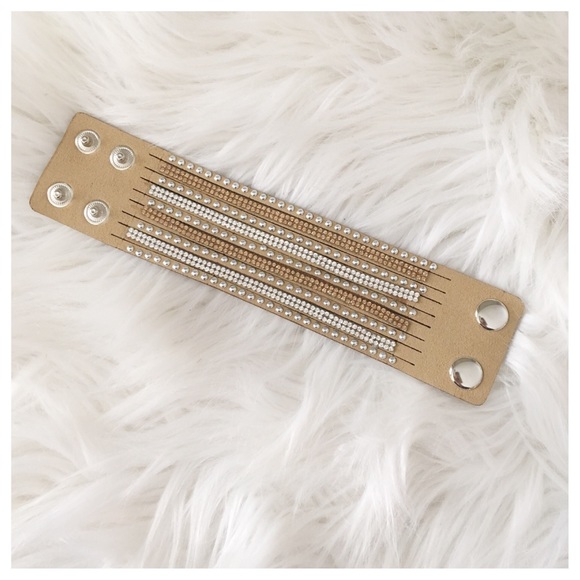 Studded and rhinestone tan wrap bracelet - Picture 2 of 5
