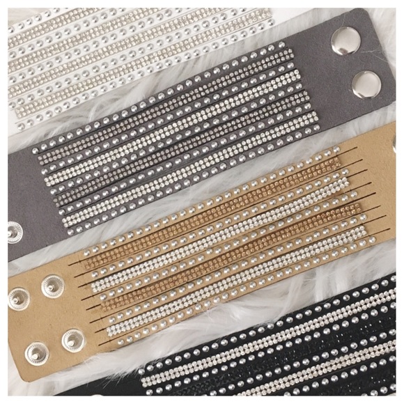 Studded and rhinestone tan wrap bracelet - Picture 4 of 5