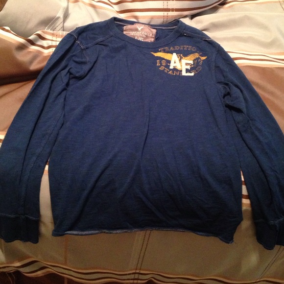 American Eagle long sleeve