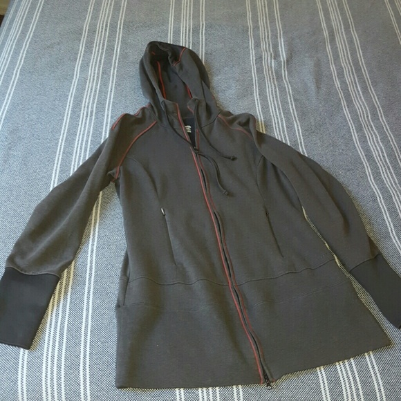 Columbia light sweater