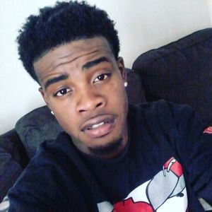 Meet your Posher, Deshaun