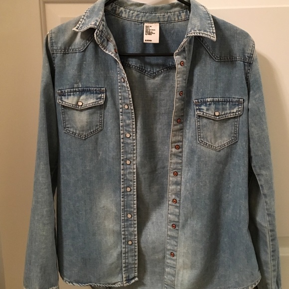 Denim button down size 4