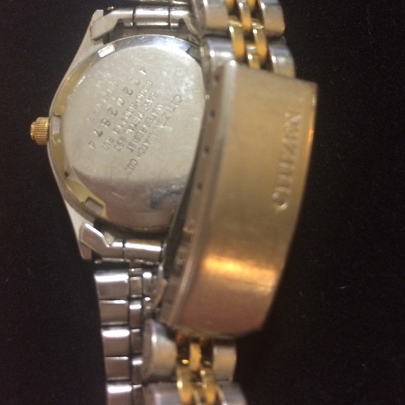 🔴SOLD🔴Citizen quartz watch. Stainless steel. - Picture 3 of 3