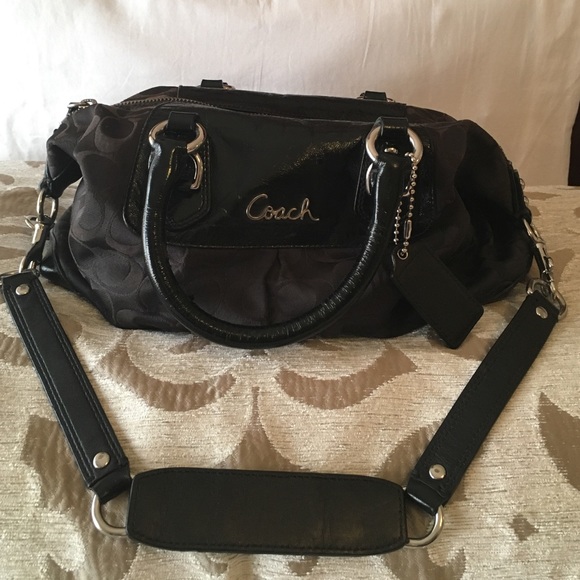Coach black handbag - Picture 1 of 3