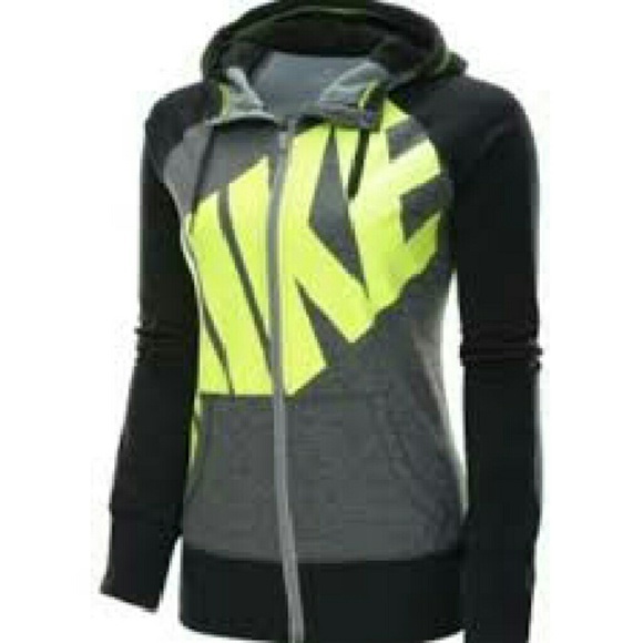 ISO these nike hoodies - Picture 4 of 4