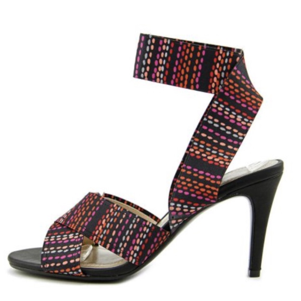 NWT NIB Fun Colorful Heels by Impo 🎉HP🎉
