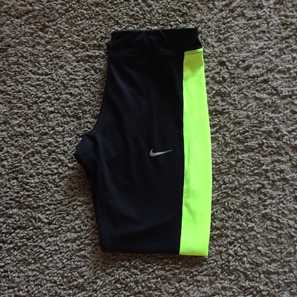 Nike DRI-FIT leggings - Picture 2 of 2