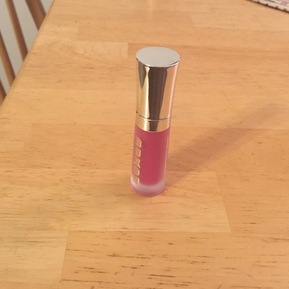 Buxom lip cream in berry blast
