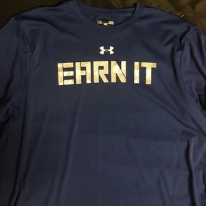 Under Armor t-shirt