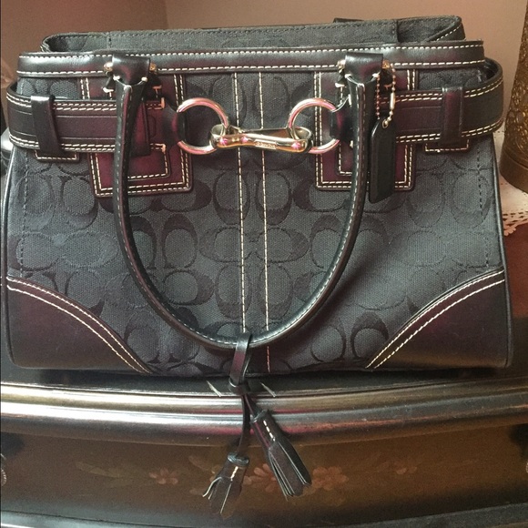 Black Coach hand bag - Picture 1 of 7