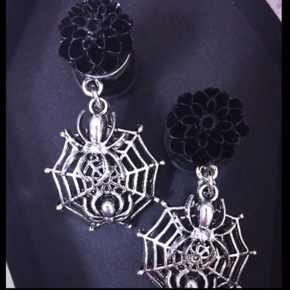 Handmade 1/2" Plugs With Spider