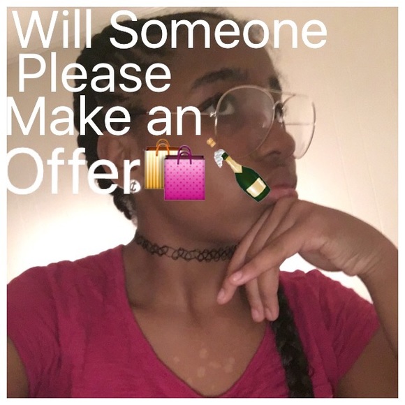 🎉Taking all reasonable offers🛍🍾