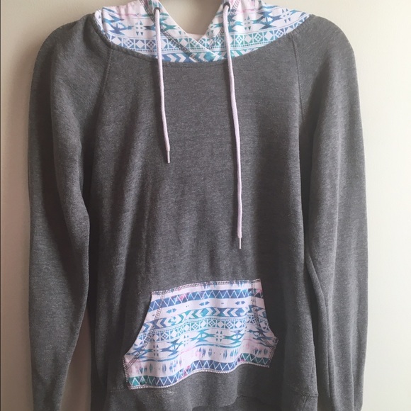 Bundle ! Sweater and warm shirt bundle.