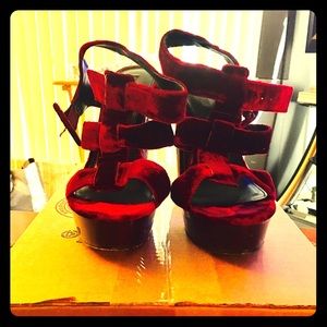 RACHEL ZOE WINE 🍷 COLOR PLATFORM SANDALS