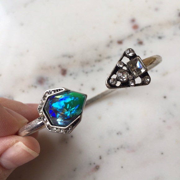 "Florence" Bracelet || Green Crystal Pavé Cuff - Picture 3 of 9