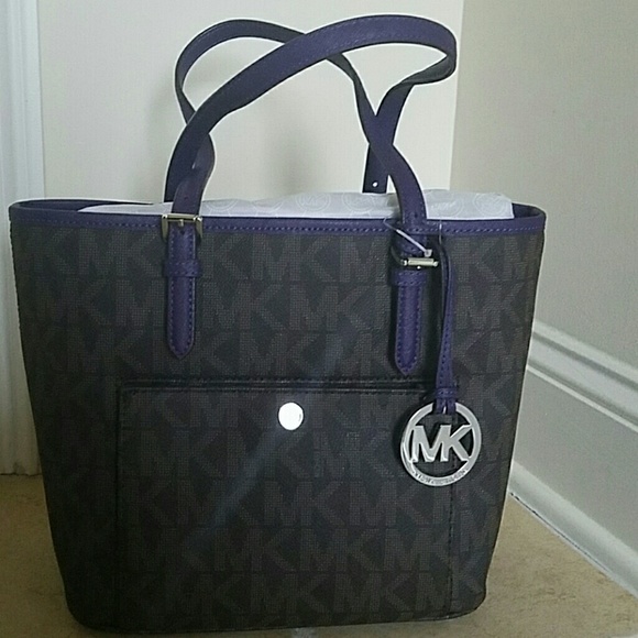 Michael Kors Jet Set Pocket Tote