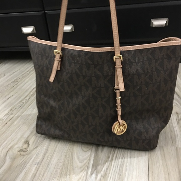 Michael Kors Jet Set Travel Tote in Brown