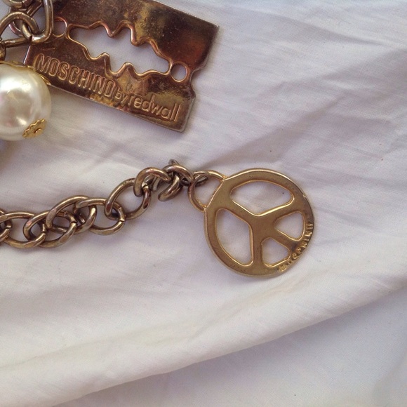 Moschino belt/necklace