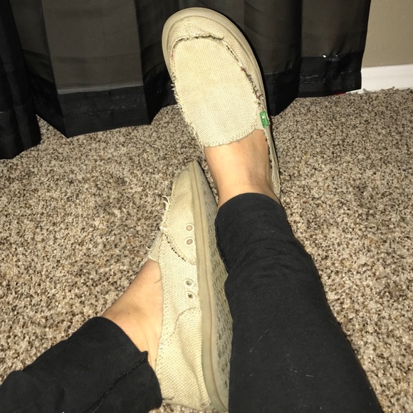 Sanuks