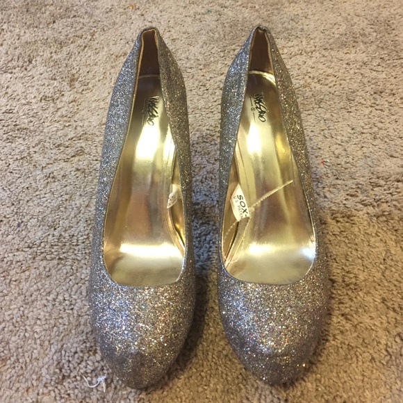 Sparkly black heels - Picture 2 of 3