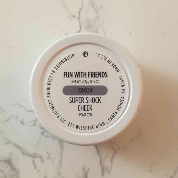 Colourpop Hello Kitty Blush Fun With Friends - Picture 2 of 2