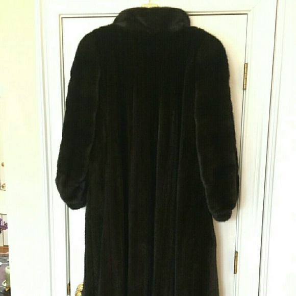 GENUINE Black Ranch Mink Coat (Full Length) - Picture 3 of 4