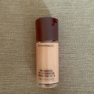 Mac pro long wear foundation spf 10