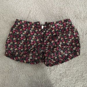 Flower print shorts
