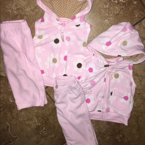 Twin Matching Carter Outfits 3M **Never worn