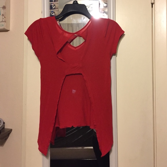 Red top - Picture 2 of 2