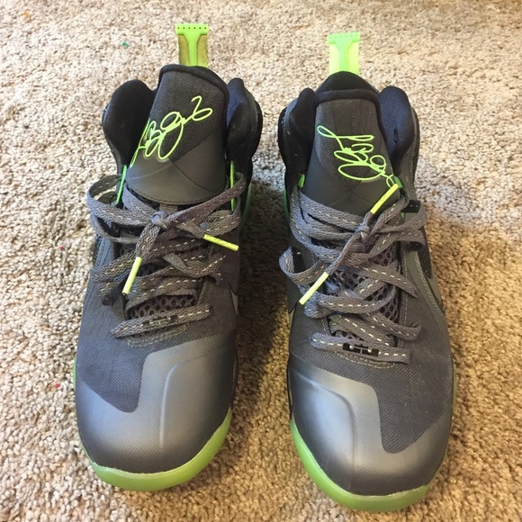 Nike Lebron 9's - Picture 1 of 3