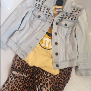 JESSY S STUDDED JEAN JACKET! XS