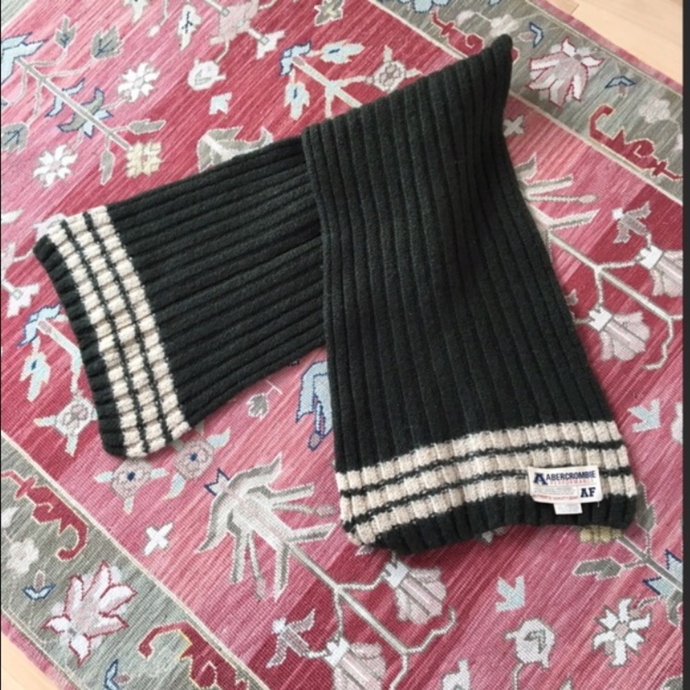 Abercrombie Lambswool Scarf.