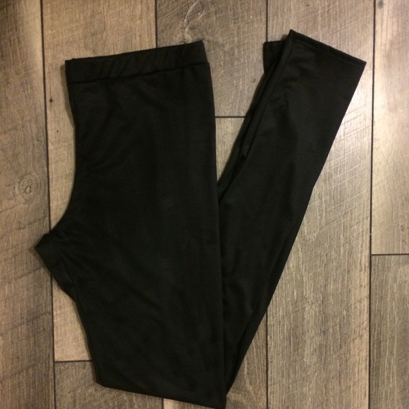 🎉CLOSEOUT🎉 Faux-Suede Leggings - Picture 3 of 4