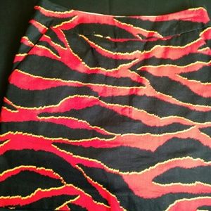 Loudmouth Ladies, Golf Skorts Red/Black Size 2