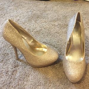 Sparkly gold heels