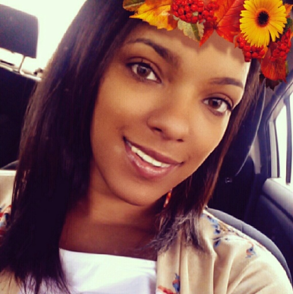 Meet your Posher, Kelsea - Picture 1 of 1