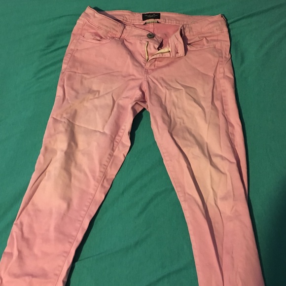 Pink American Eagle jeggings