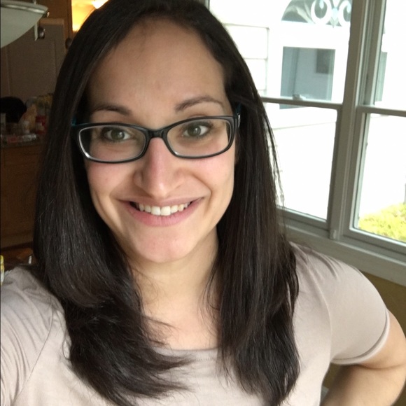 Meet your Posher, Marissa