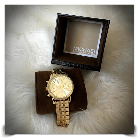 SOLD! MICHAEL KORS RITZ WATCH - Picture 1 of 4