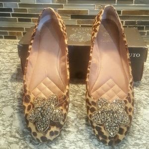 Vince Camuto Flat